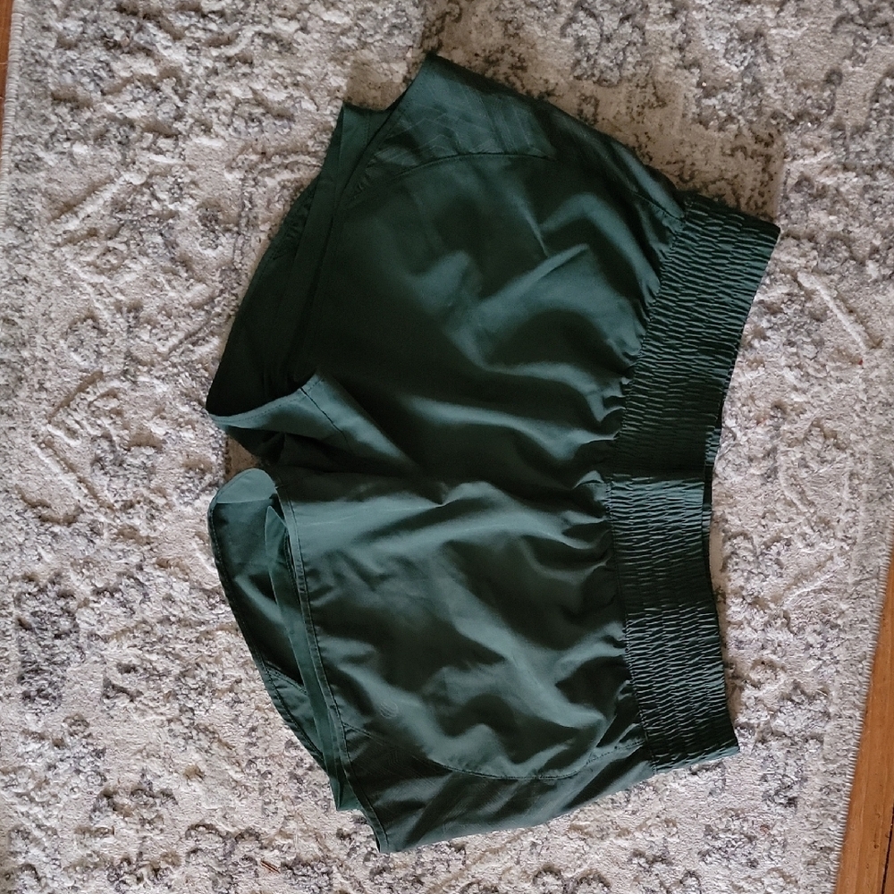 Classic Elastic-Waist Women’s Shorts - Dark Green